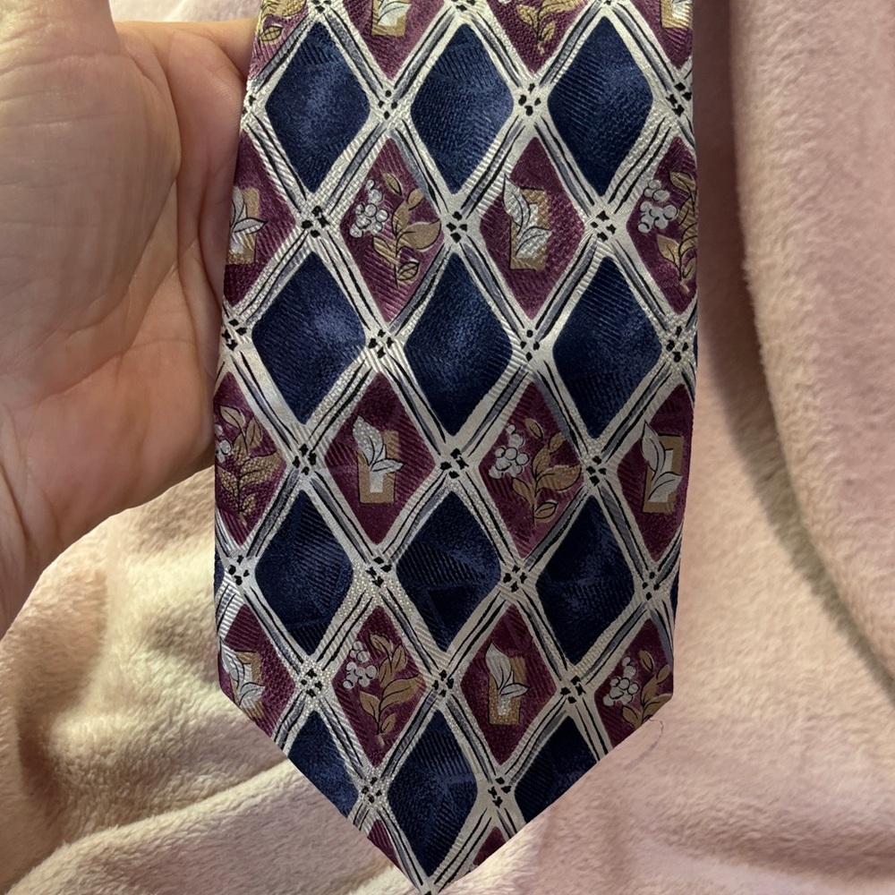 IMPORTED SILK Givenchy Blue and Burgundy Patterned Tie